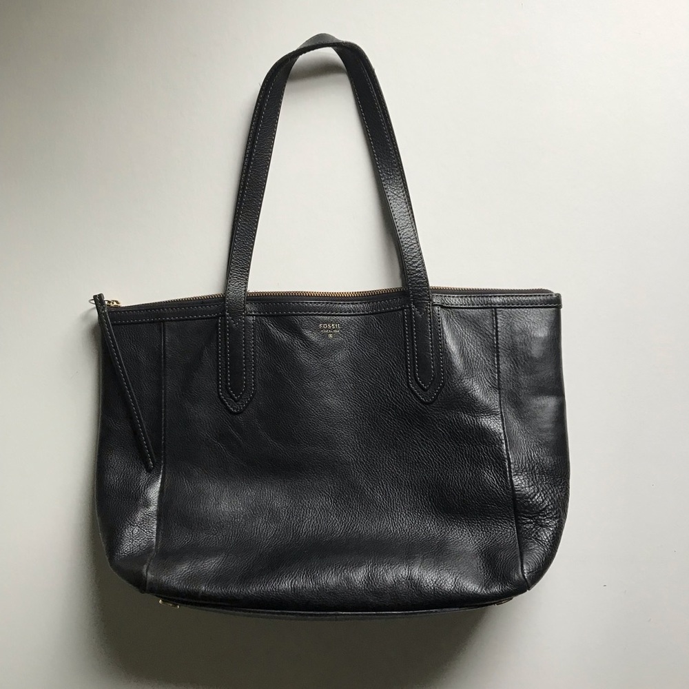 Fossil black leather tote with top zip